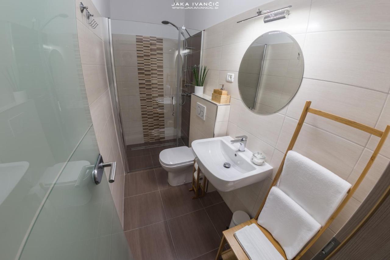 Med Oljkami Apartment Koper Luaran gambar